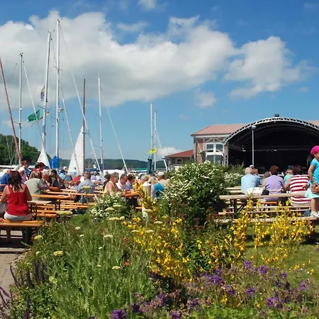Ferienwohnung Am Neuensiener See M 아파트